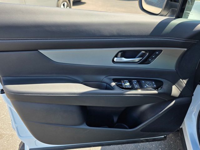 2025 Nissan Murano SL - Photo 10