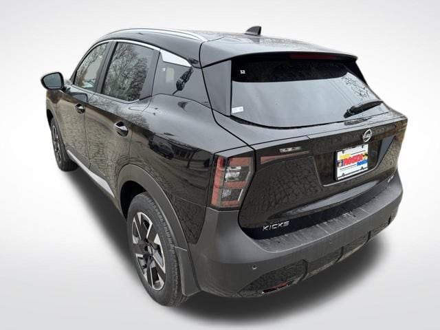 2026 Nissan Kicks SV photo 3