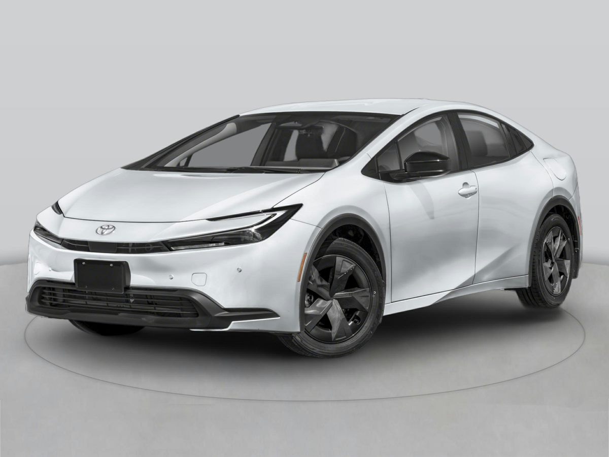 2025 Toyota Prius LE's photo