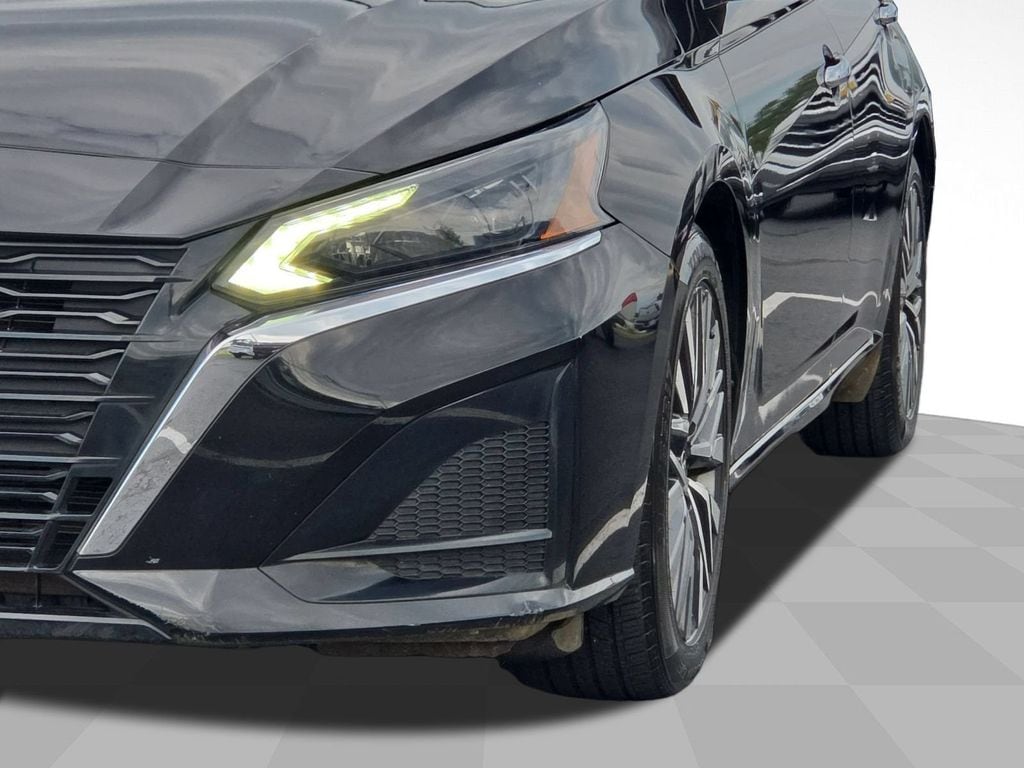 2023 Nissan Altima SV - Photo 9