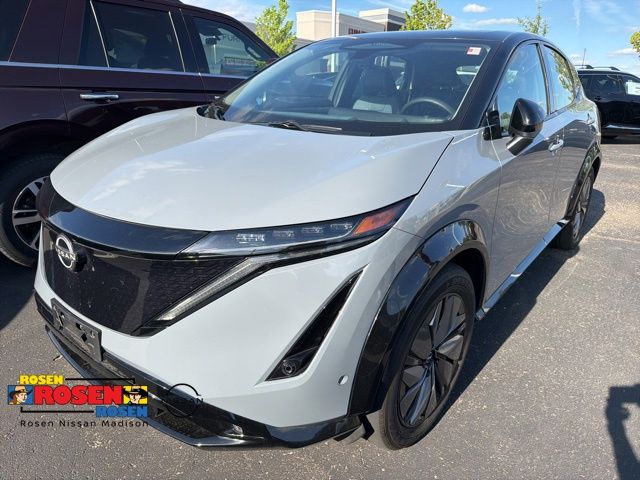 2023 Nissan Ariya Platinum+ AWD's photo