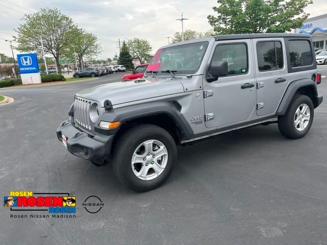 2019 Jeep Wrangler Sport S's photo