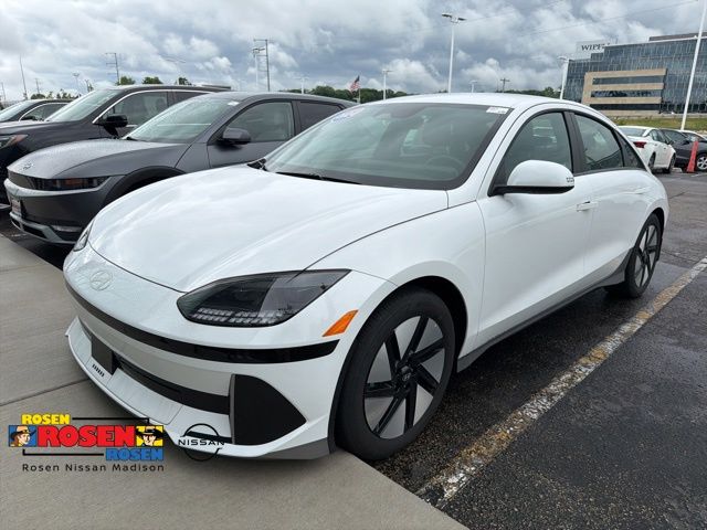 2024 Hyundai Ioniq 6 SE AWD's photo