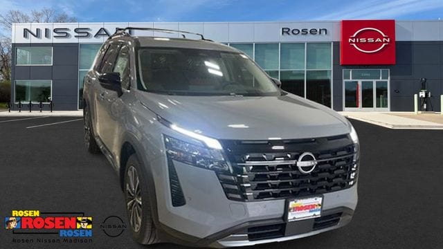 2026 Nissan Pathfinder Platinum 4WD's photo