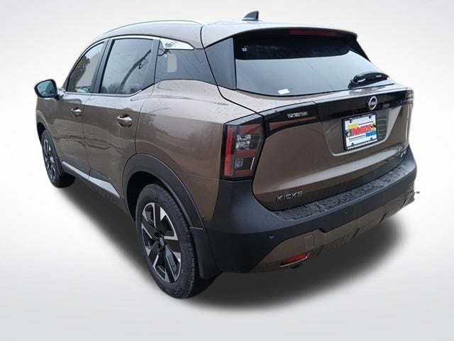 2026 Nissan Kicks SV photo 2