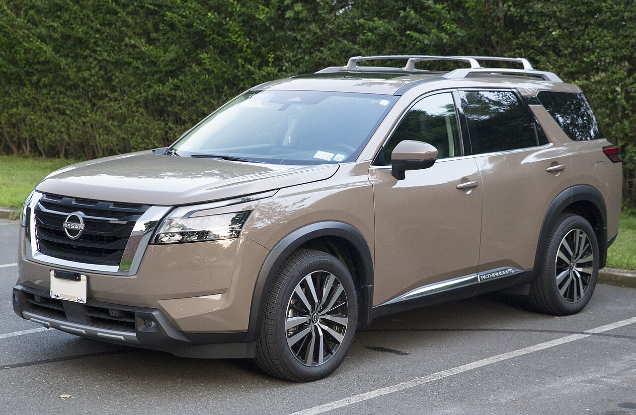 Nissan Pathfinder Lease Deals near Madison, WI