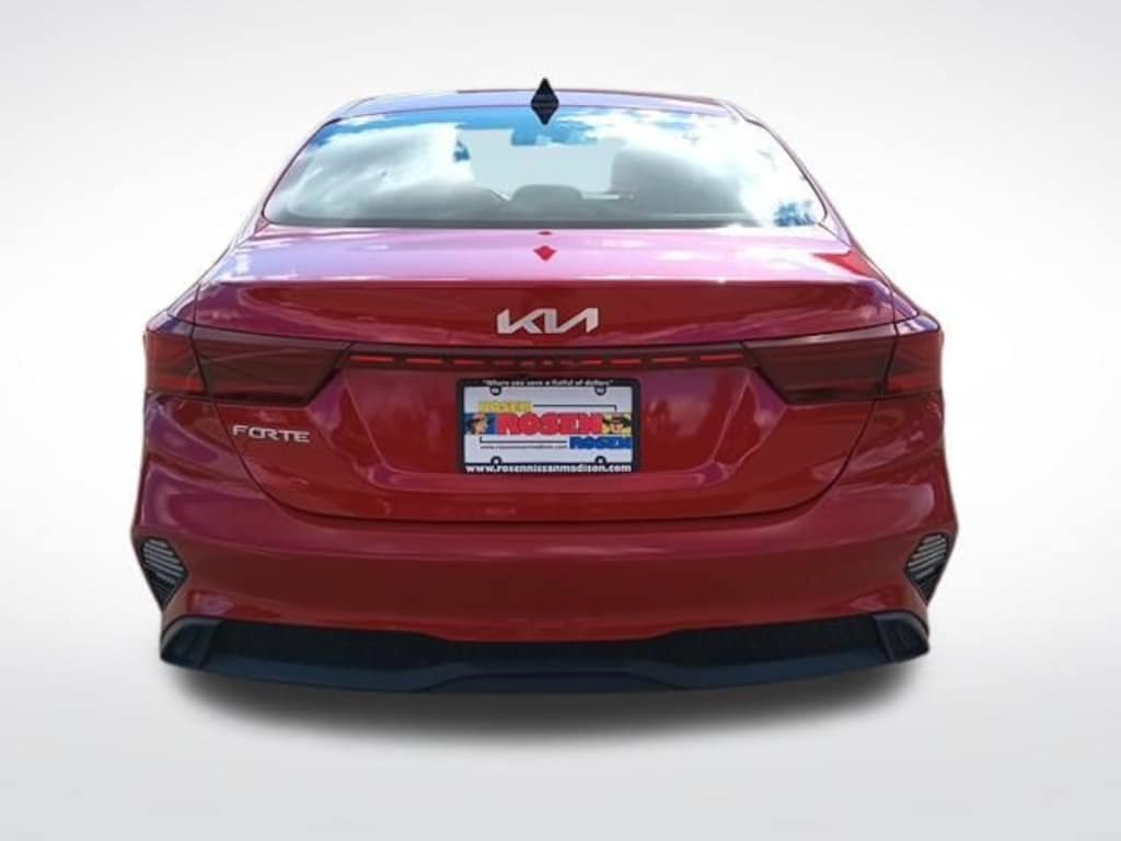 Used 2024 Kia Forte LXS Sedan