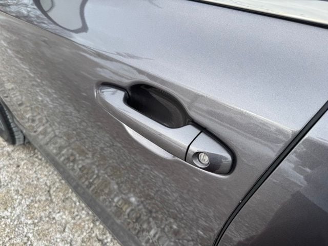 Image of 2019 Toyota Highlander LE I4