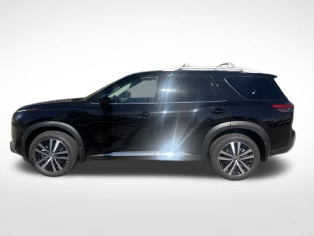 New 2025 Nissan Pathfinder Platinum SUV