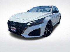 2025 Nissan Altima SR Sedan