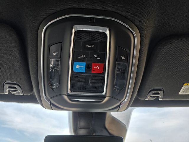 2023 Jeep Wagoneer Series III - Photo 24