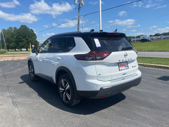 2025 Nissan Rogue AWD SL photo 3