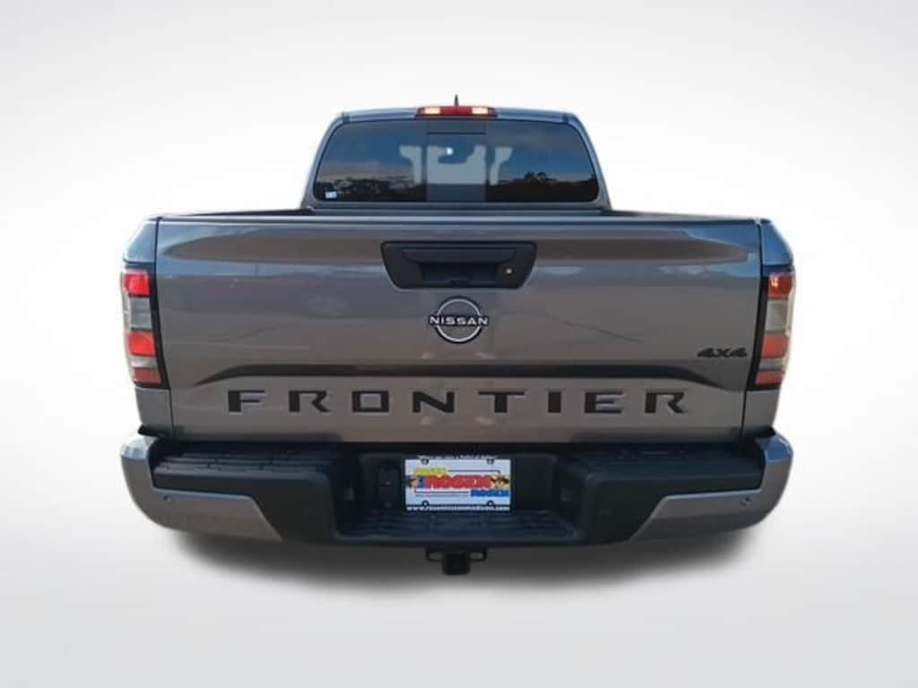 New 2026 Nissan Frontier SV Truck Crew Cab