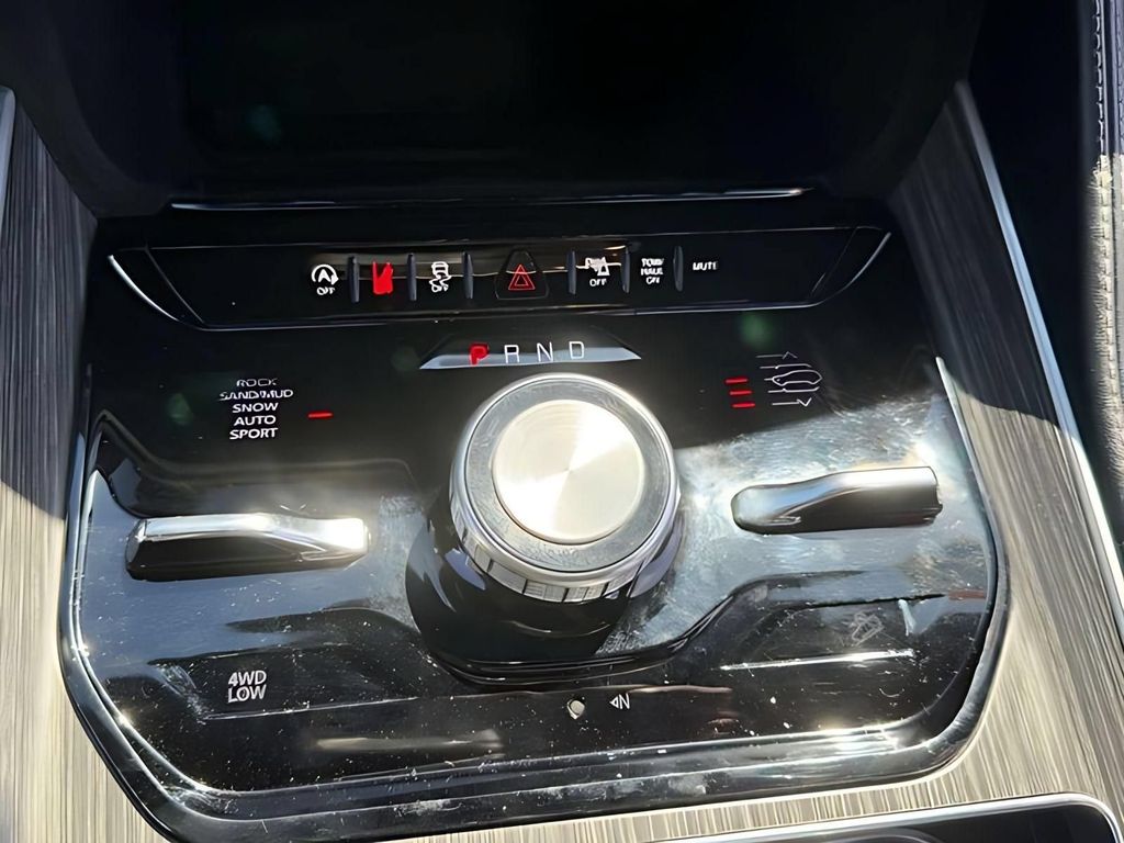 2023 Jeep Wagoneer Series III - Photo 21