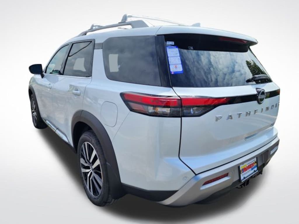 New 2025 Nissan Pathfinder Platinum SUV