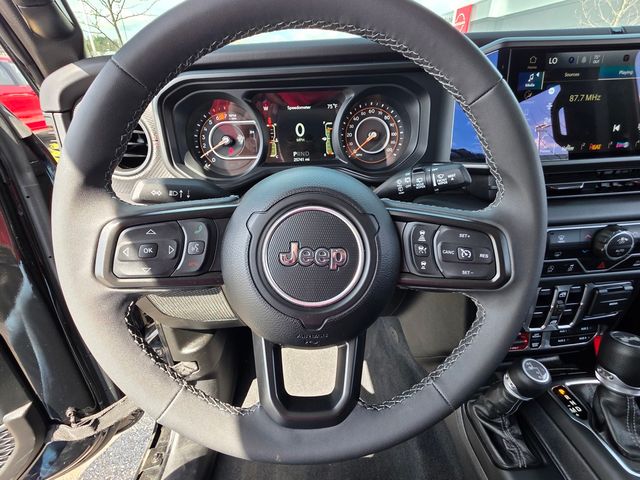 2025 Jeep Wrangler 4-Door Rubicon - Photo 14