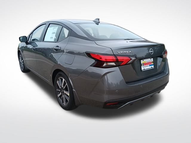 2025 Nissan Versa 1.6 SV photo 3