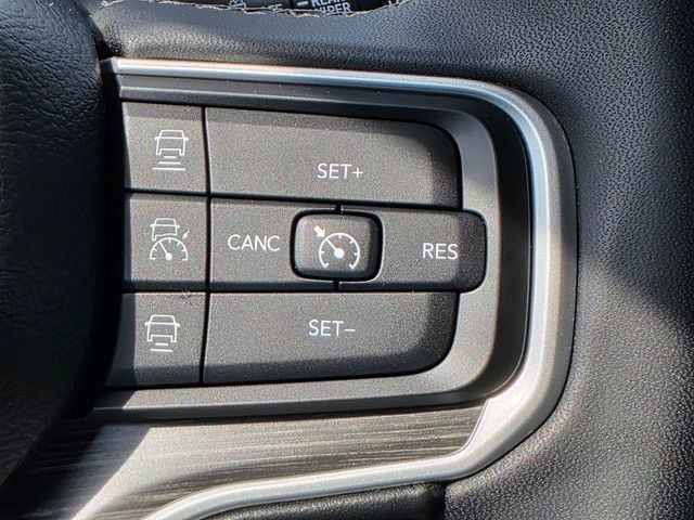 2023 Jeep Wagoneer Series III - Photo 12