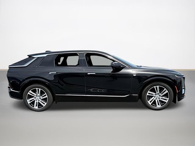 Used 2024 Cadillac LYRIQ Tech with VIN 1GYKPMRK9RZ122083 for sale in Madison, WI