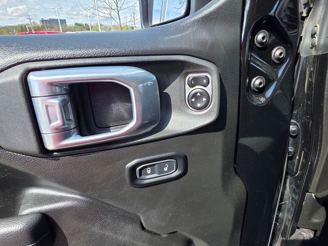 2025 Jeep Wrangler 4-Door Rubicon - Photo 11