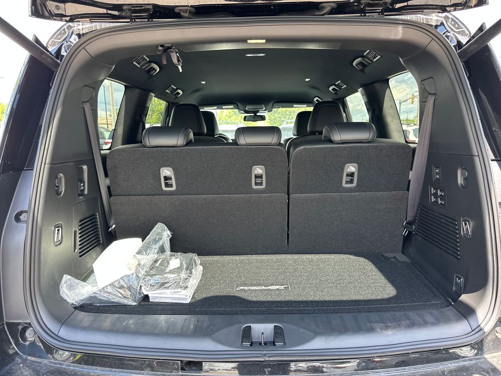 2026 Nissan Armada PRO-4X - Photo 39