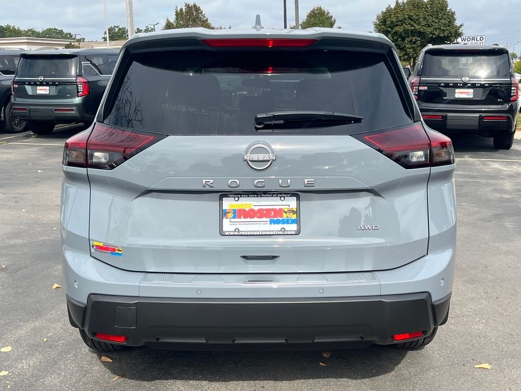 New 2026 Nissan Rogue SV SUV