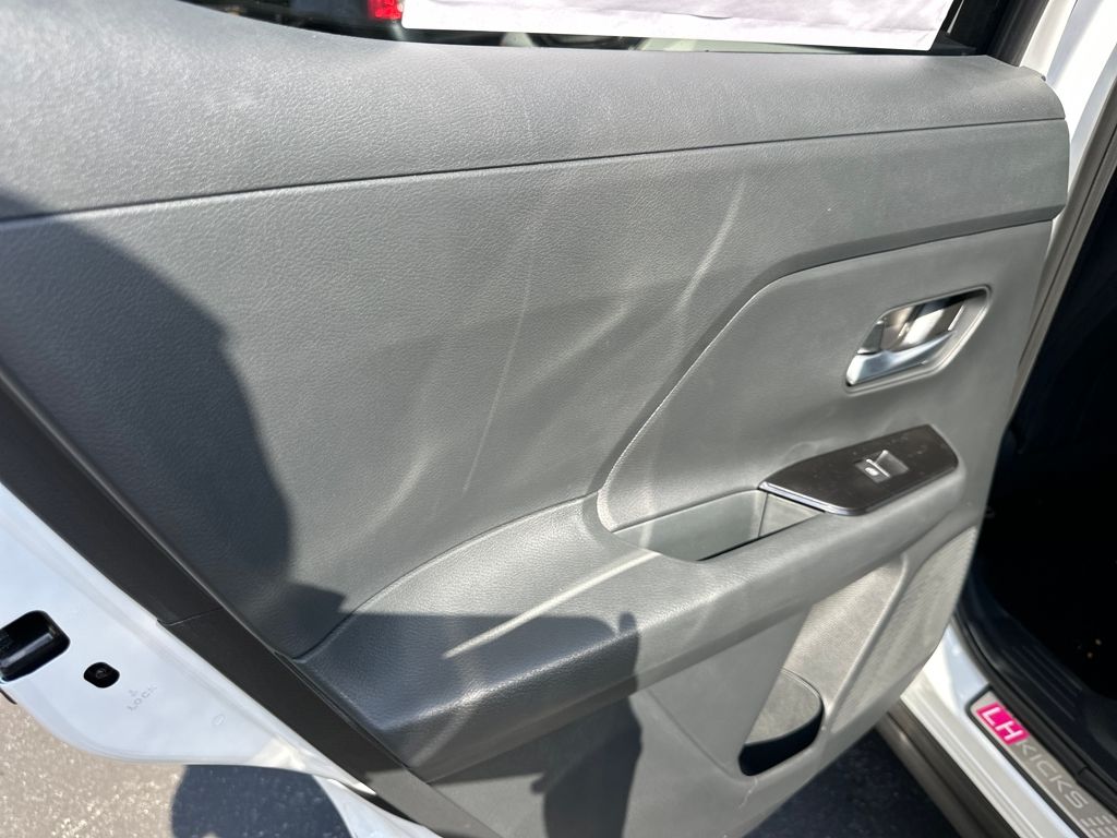 2026 Nissan KICKS SR AWD - Photo 15
