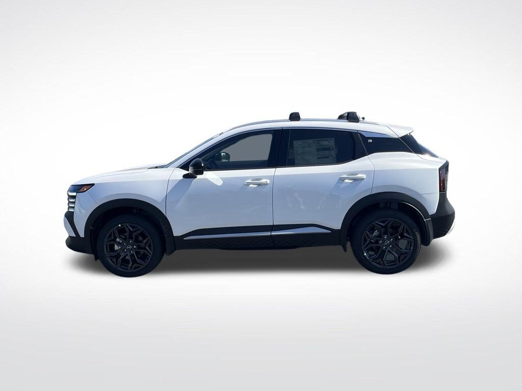 New 2026 Nissan Kicks SR SUV