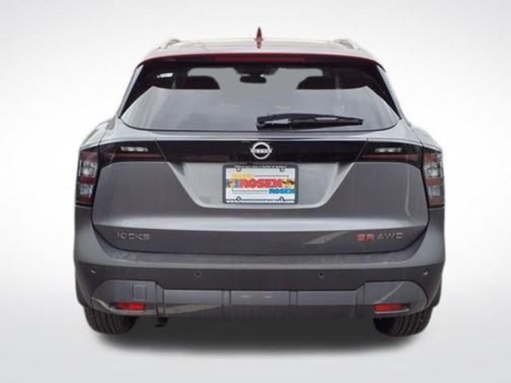 New 2025 Nissan Kicks SR SUV