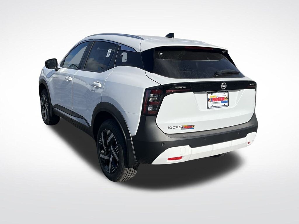 New 2026 Nissan Kicks SV SUV