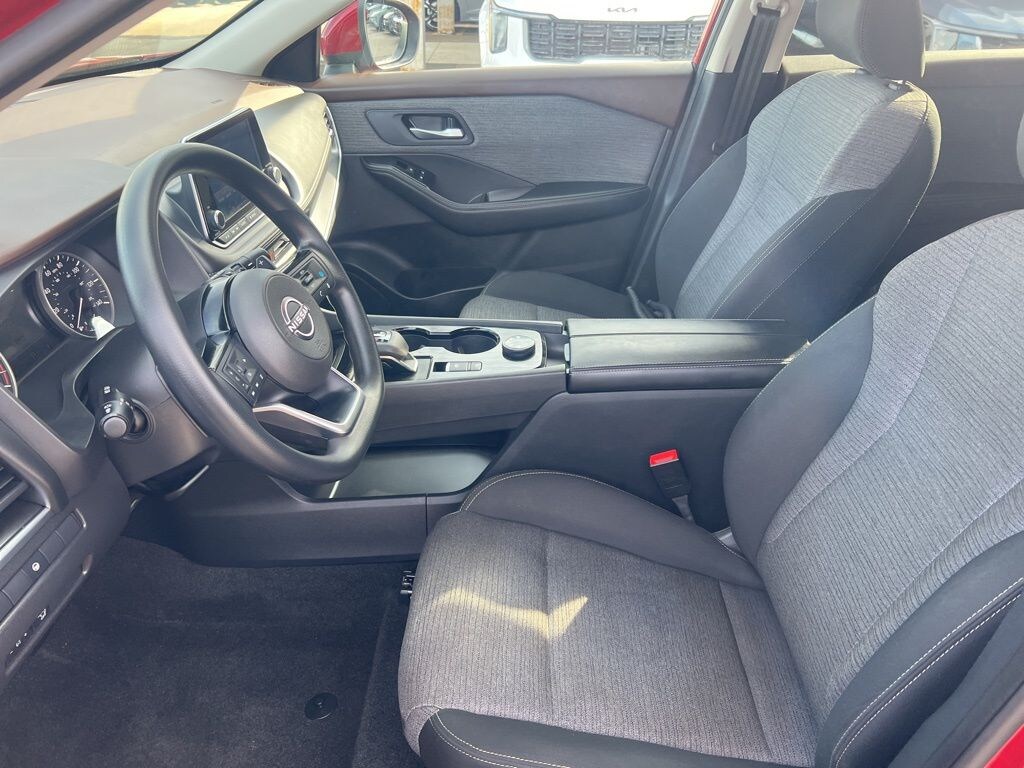 Used 2023 Nissan Rogue SV SUV