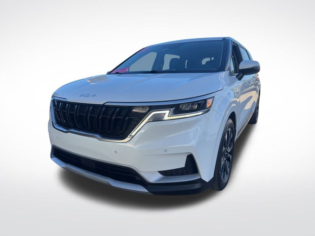 Certified 2023 Kia Carnival EX MPV