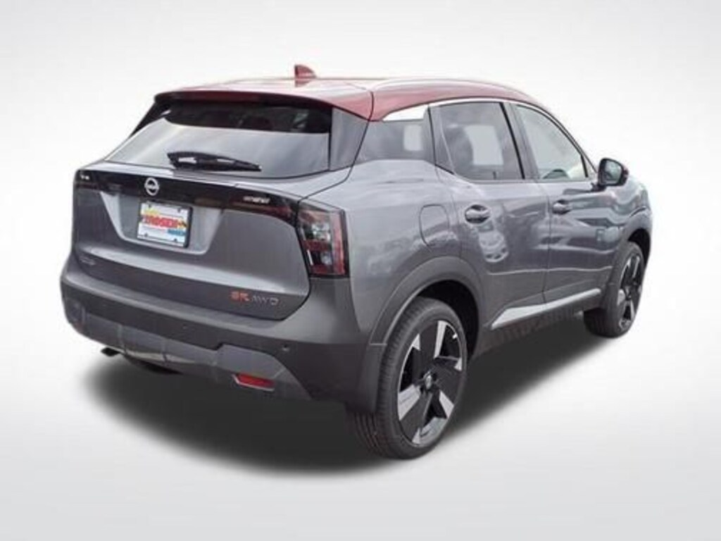 New 2025 Nissan Kicks SR SUV