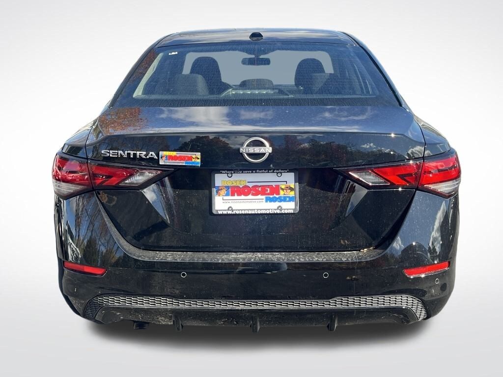 New 2025 Nissan Sentra SV Sedan