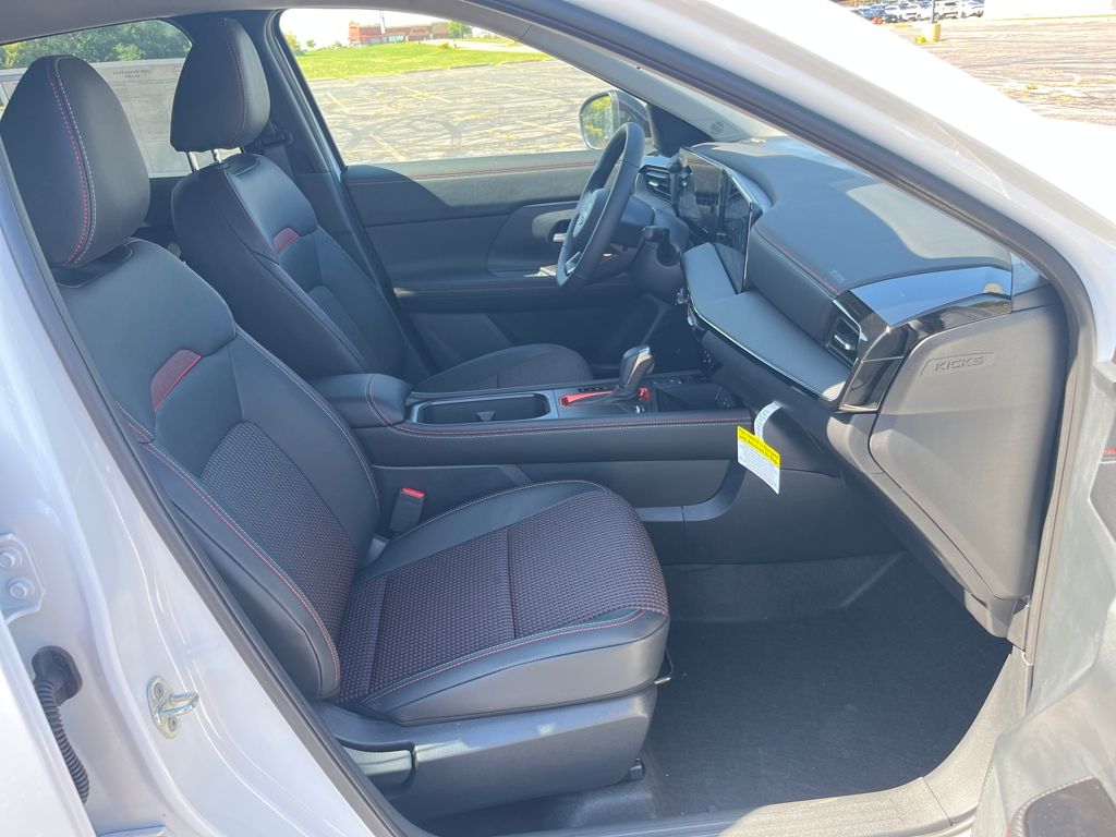 2026 Nissan KICKS SR AWD - Photo 15