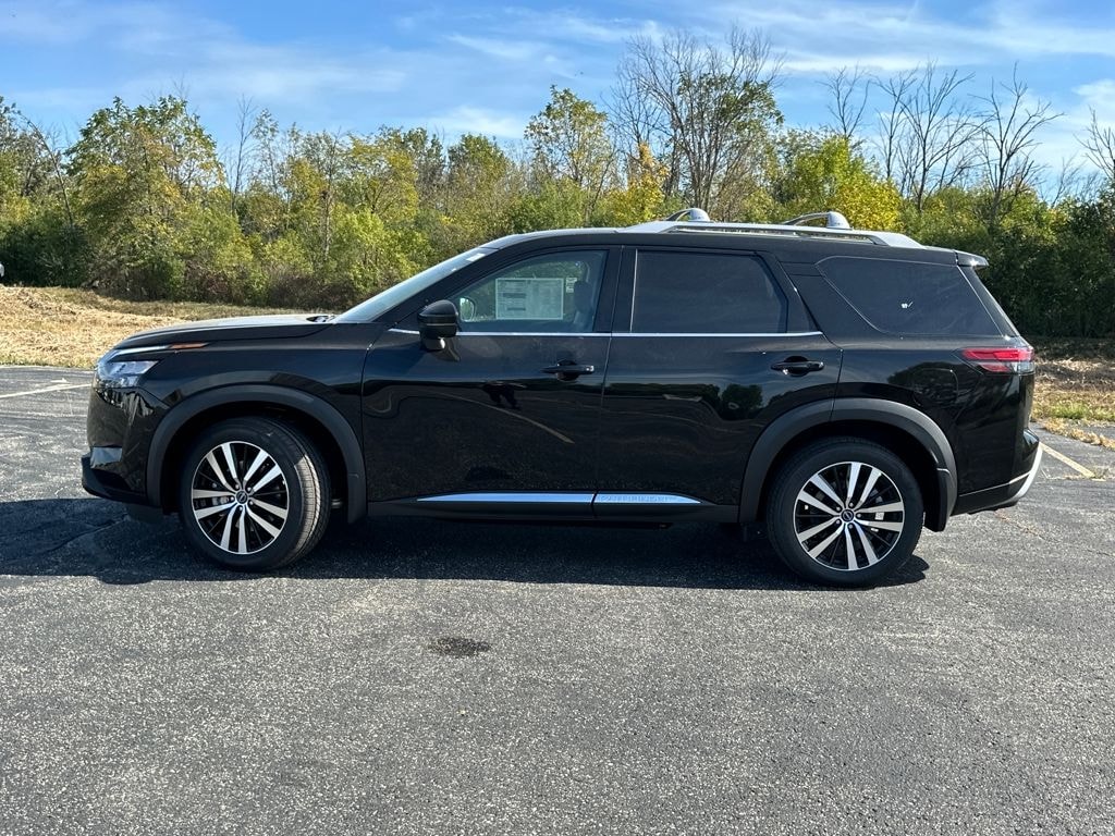 New 2025 Nissan Pathfinder Platinum SUV