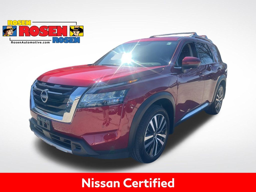 2024 Nissan Pathfinder Platinum 4WD's photo