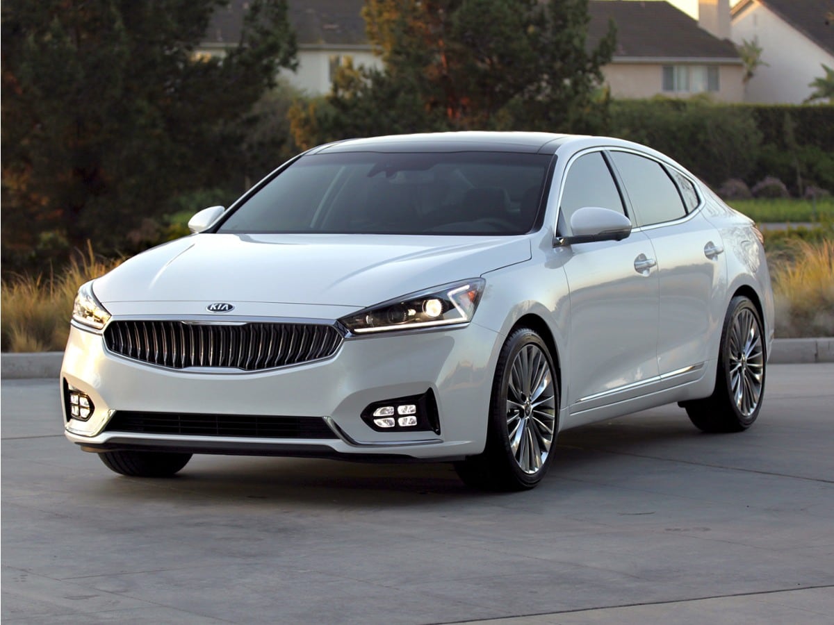 2018 Kia Cadenza Limited's photo