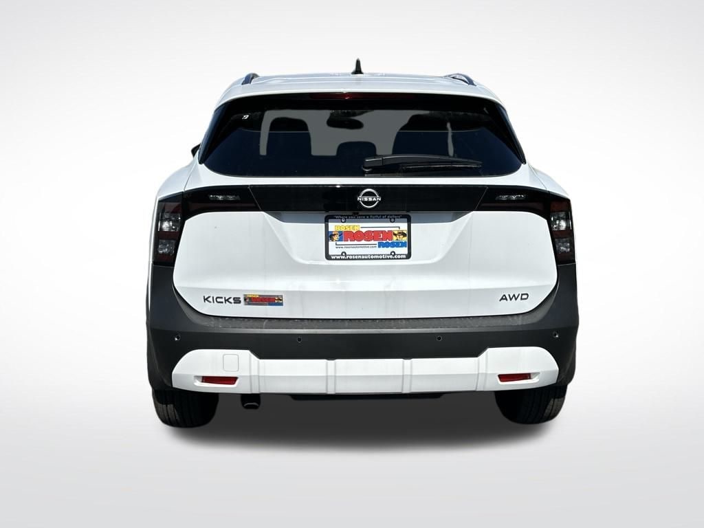 New 2026 Nissan Kicks SV SUV