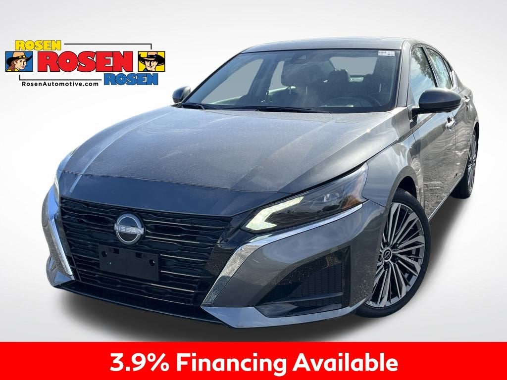 New 2025 Nissan Altima SL Sedan