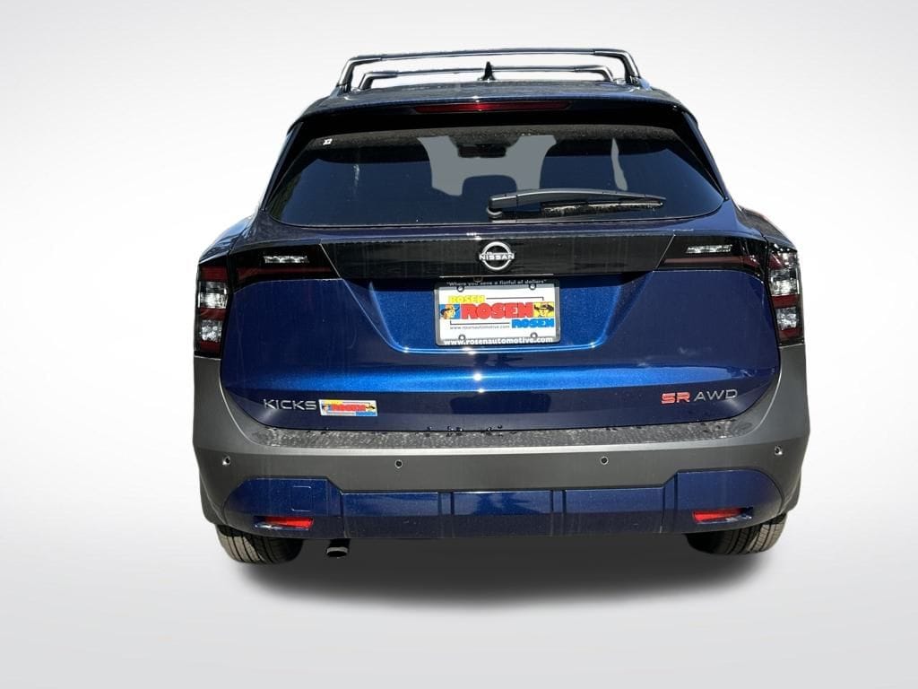 New 2026 Nissan Kicks SR SUV