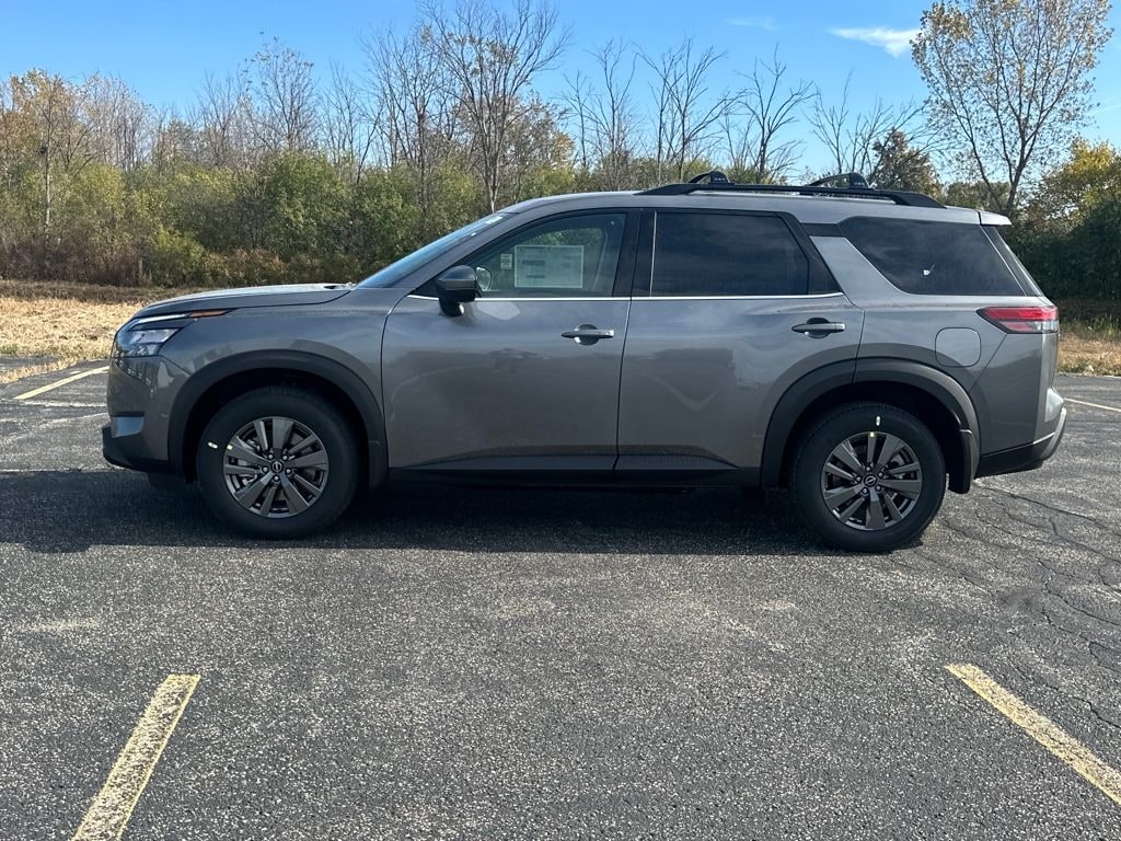 New 2025 Nissan Pathfinder SV SUV