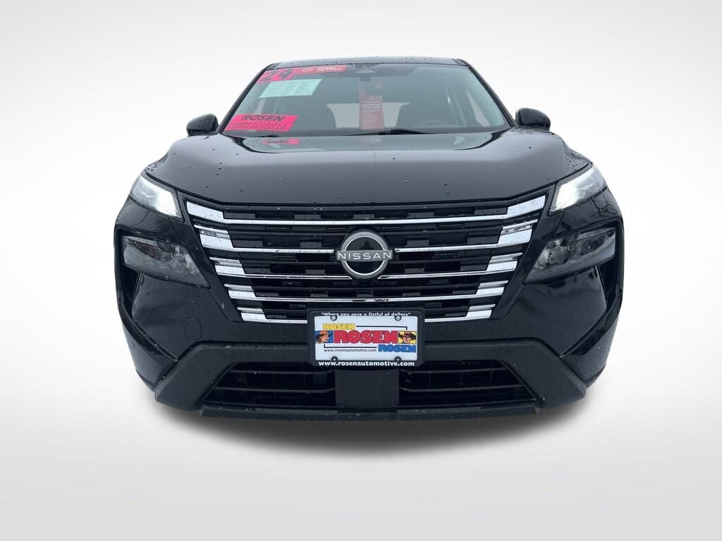 Used 2024 Nissan Rogue SV SUV