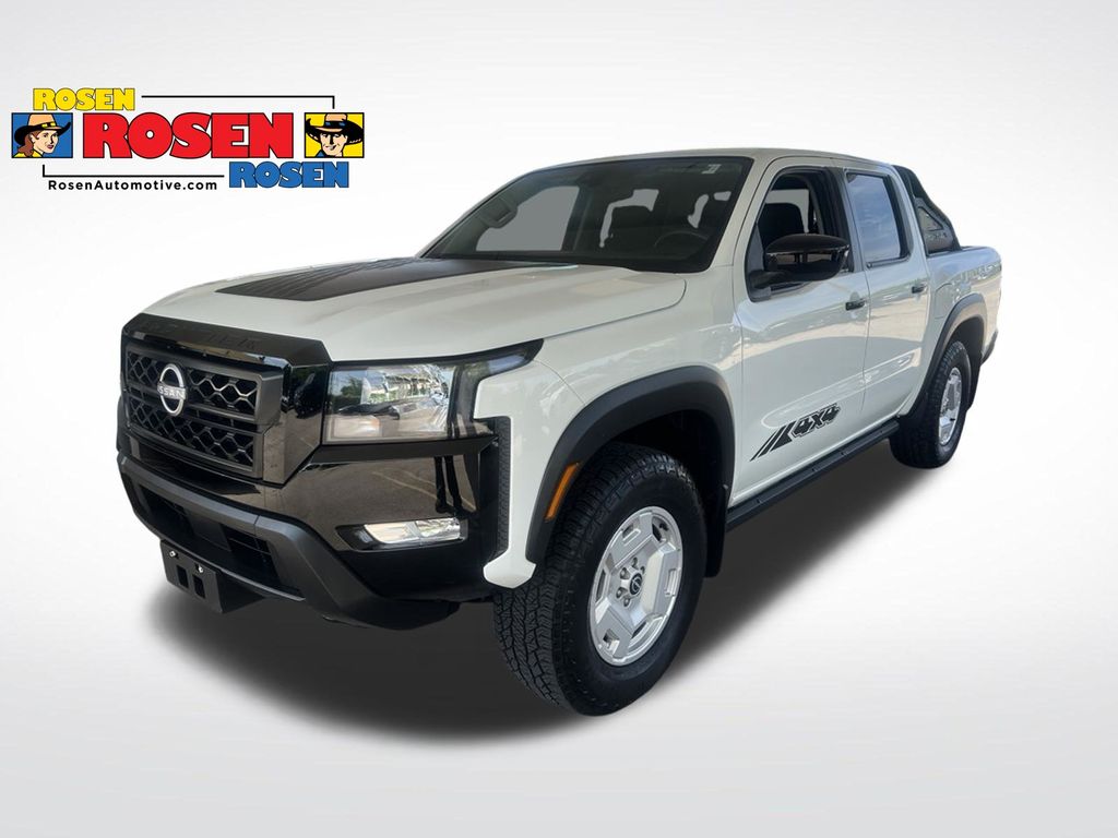 2024 Nissan Frontier SV Crew Cab 4X4 SWB's photo