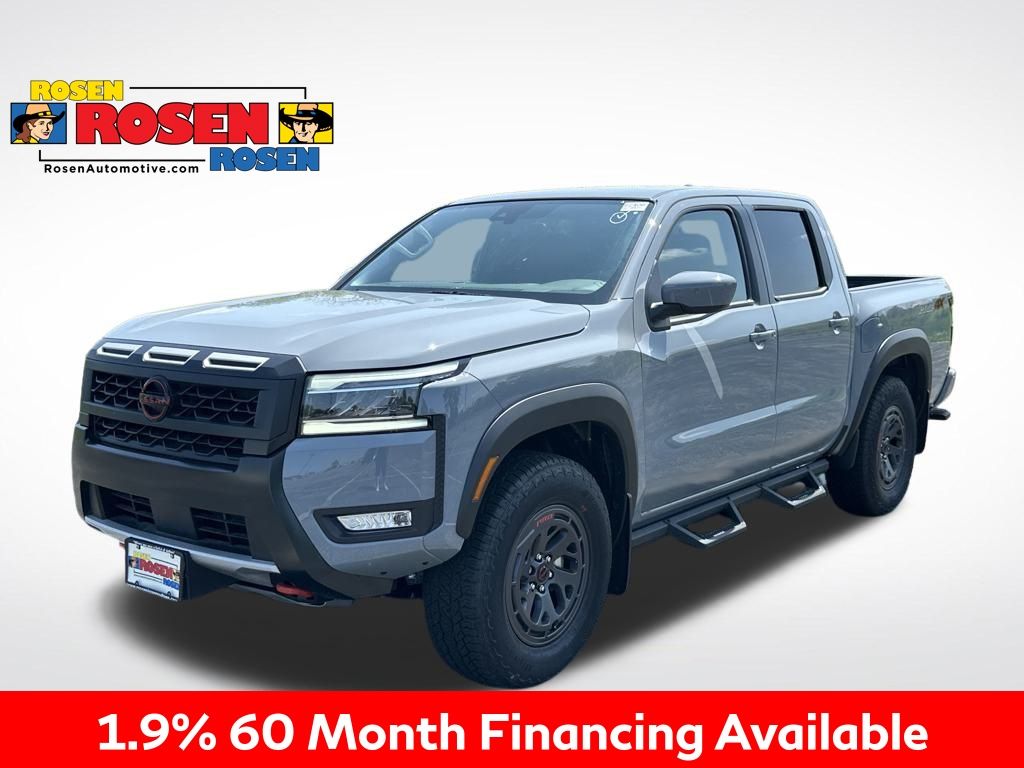 2025 Nissan Frontier PRO-4X's photo