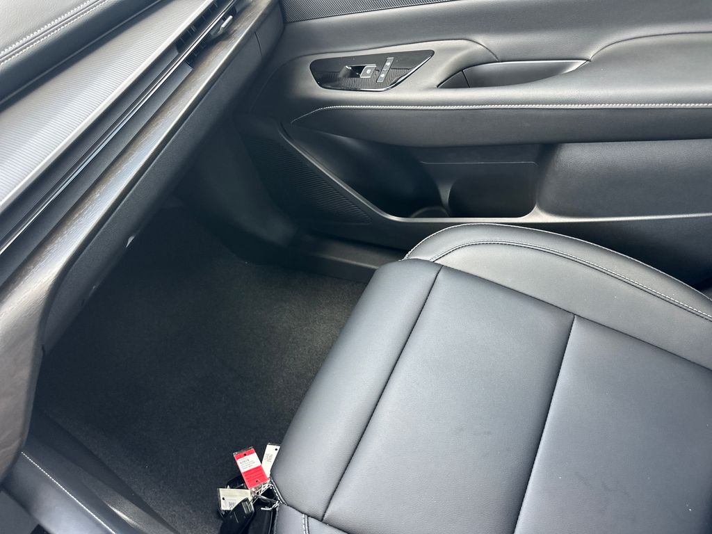 2025 Nissan Murano SV - Photo 26