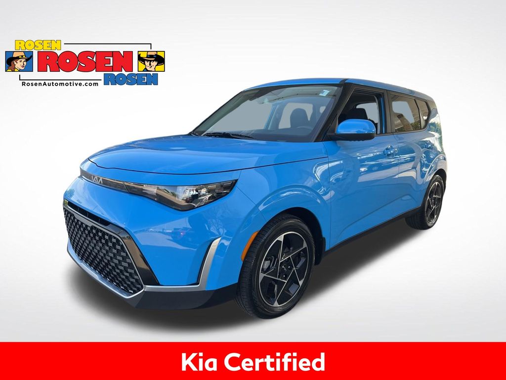 2023 Kia Soul 2.0L EX 6 IVT's photo