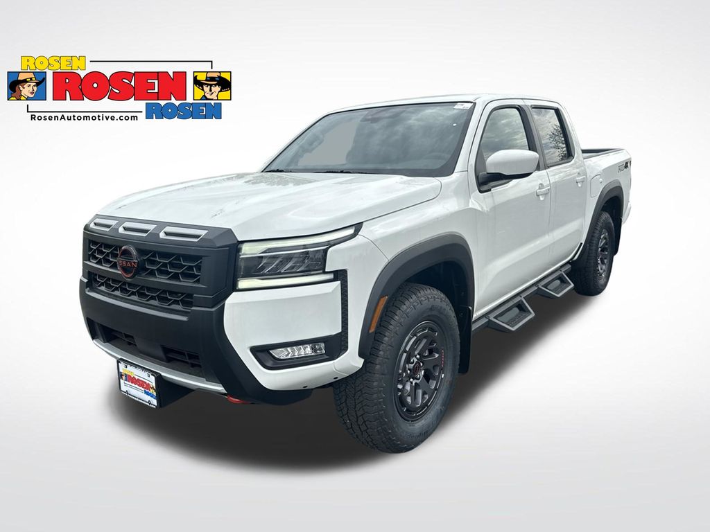 2025 Nissan Frontier PRO-4X Crew Cab 4X4's photo