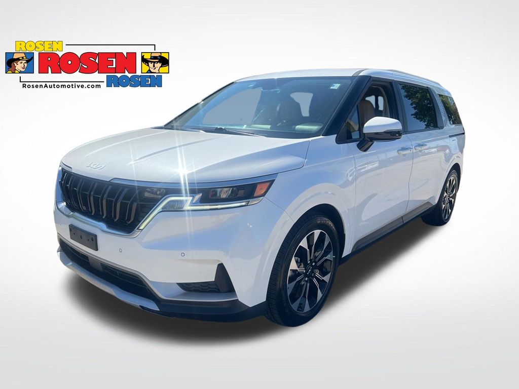 2022 Kia Sedona's photo