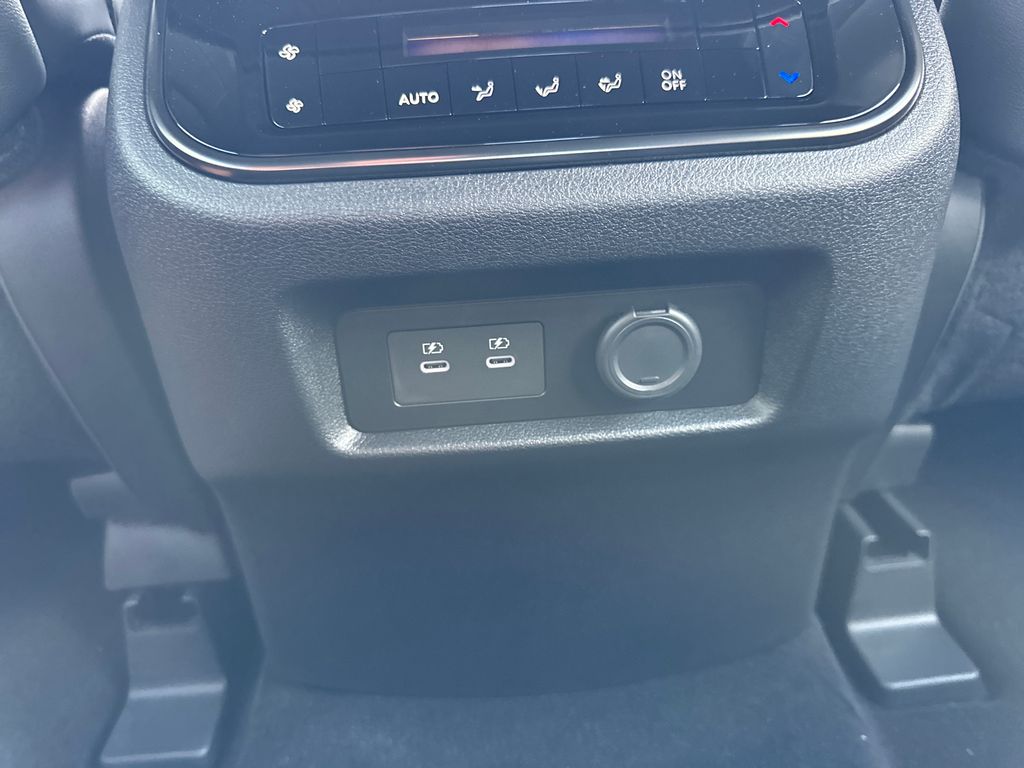 2026 Nissan Armada PRO-4X - Photo 19